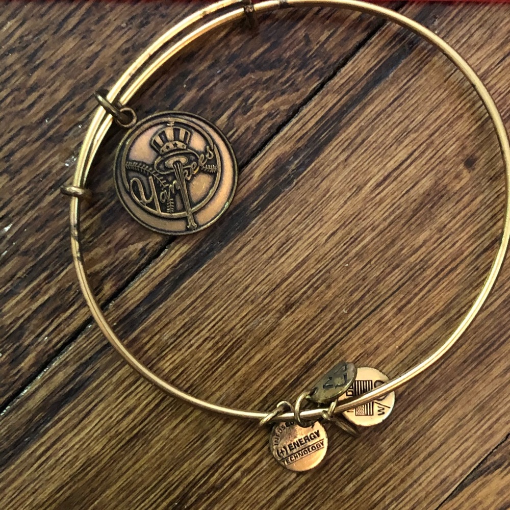 Alex and ani Yankees